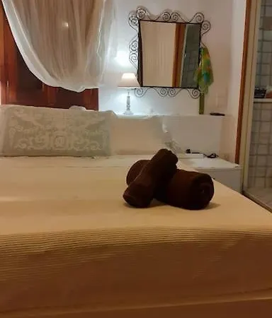 κοντύλι - σπίτι στη χώρα, με θέα το κάστρο * سكيروس